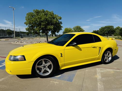 2001 Ford Mustang SVT Cobra