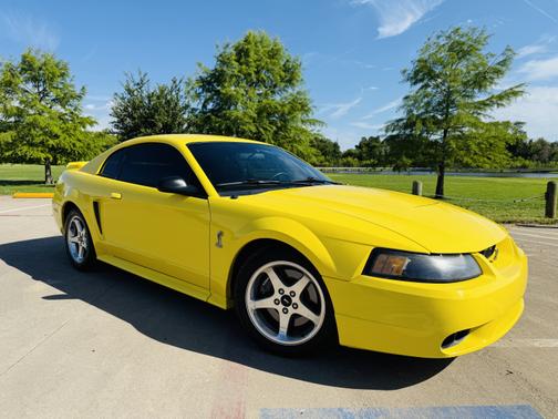 2001 Ford Mustang SVT Cobra