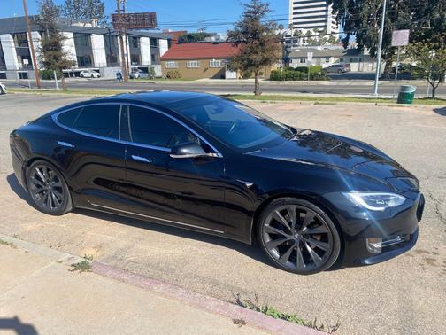 2018 Tesla Model S 100D