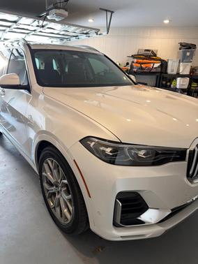 White 2019 BMW X7 xDrive40i