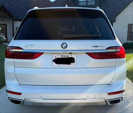White 2019 BMW X7 xDrive40i