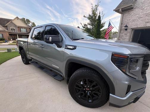 Silver 2023 GMC Sierra 1500 Elevation