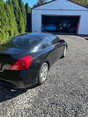 Black 2011 Nissan Altima 2.5 S