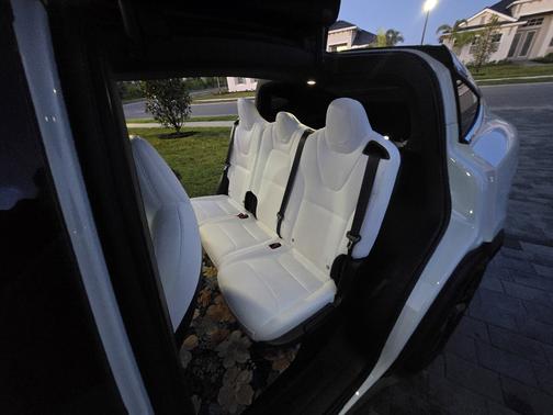 White 2021 Tesla Model X Performance