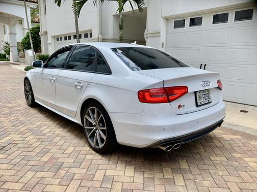 White 2015 Audi S4 3.0T Premium Plus