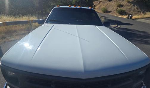 White 1995 Chevrolet 3500 Cheyenne