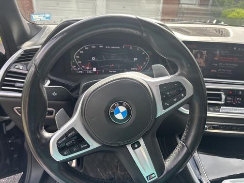 2020 BMW X5 M50i
