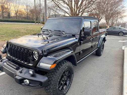 2024 Jeep Gladiator Willys