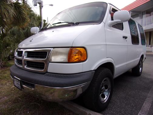2000 Dodge Ram Van 1500
