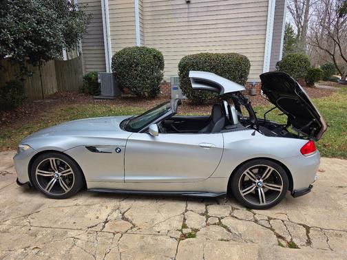 Silver 2011 BMW Z4 sDrive35is