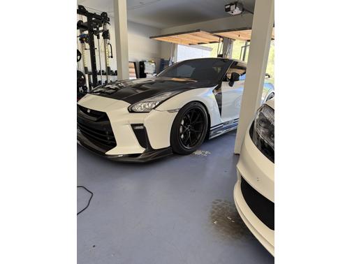 2019 Nissan GT-R Premium