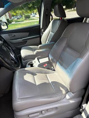 Gray 2012 Honda Odyssey Touring Elite