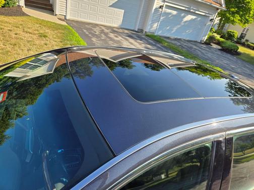 Gray 2014 Lincoln MKS Base