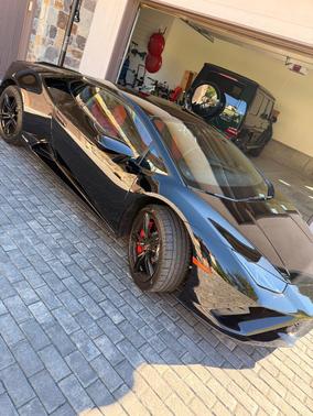 Black 2021 Lamborghini Huracan EVO Base