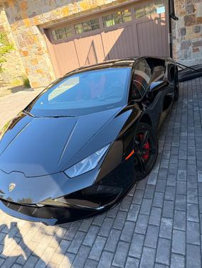 Black 2021 Lamborghini Huracan EVO Base