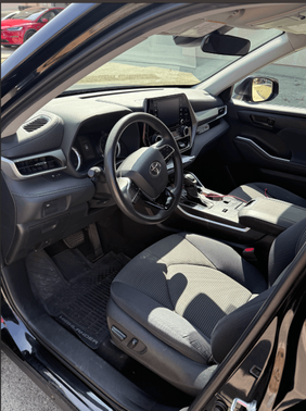 Black 2020 Toyota Highlander L