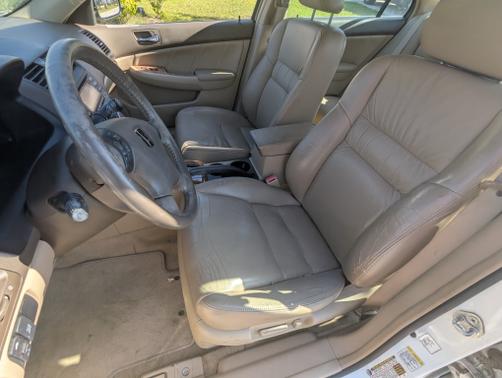 White 2005 Honda Accord EX-L