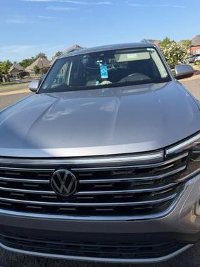 Silver 2024 Volkswagen Atlas 2.0T SEL 4MOTION