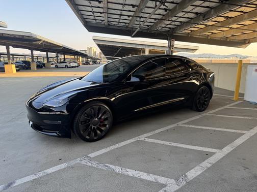 2023 Tesla Model 3 Performance