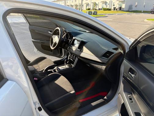 2016 Mitsubishi Lancer ES