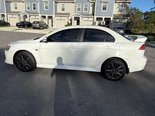 2016 Mitsubishi Lancer ES