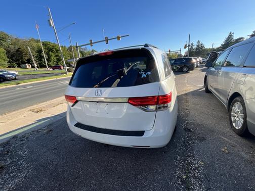 White 2014 Honda Odyssey EX