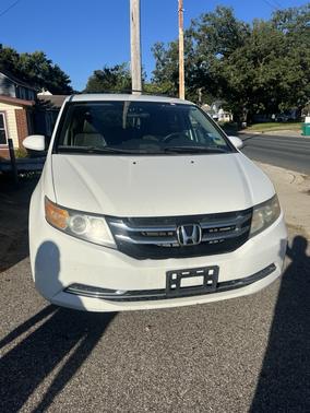 White 2014 Honda Odyssey EX