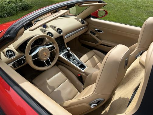 2017 Porsche 718 Boxster S