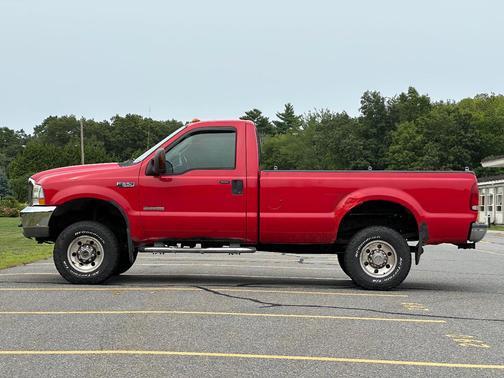 Red 2004 Ford F-350 XL Super Duty