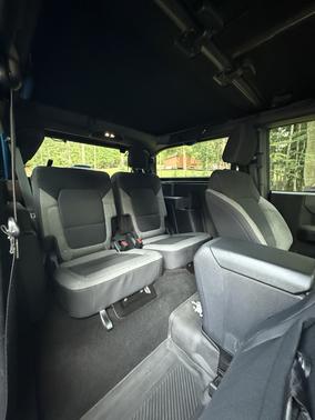 Blue 2021 Ford Bronco Base