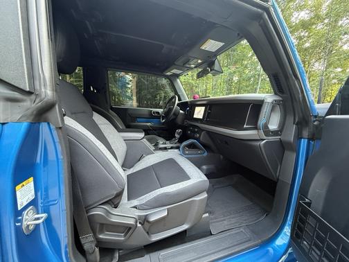 Blue 2021 Ford Bronco Base