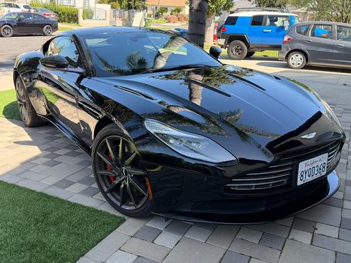 2017 Aston Martin DB11 Launch Edition