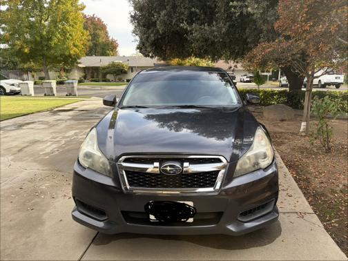 2013 Subaru Legacy 2.5i Premium