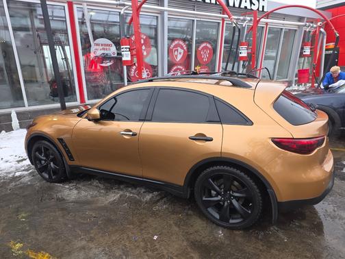 2009 INFINITI FX50 Base