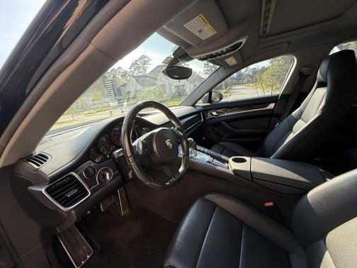 2014 Porsche Panamera Panamera 4