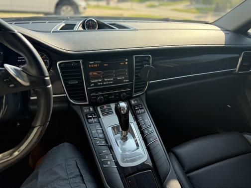 2014 Porsche Panamera Panamera 4