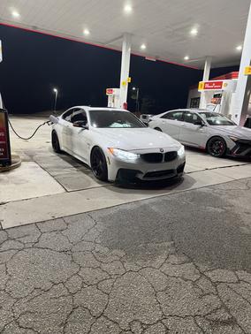 White 2015 BMW M4 Base