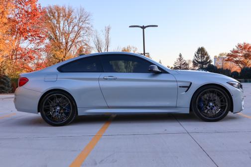 2018 BMW M4 Base