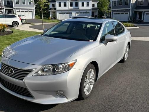 Silver 2014 Lexus ES 350 Base