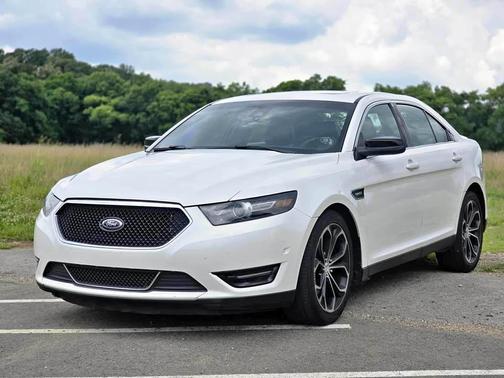 2013 Ford Taurus SHO