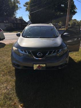 Gray 2013 Nissan Murano SV