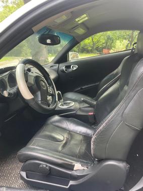 Silver 2004 Nissan 350Z Touring