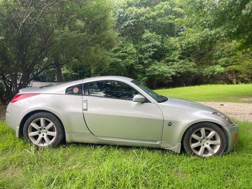 Silver 2004 Nissan 350Z Touring
