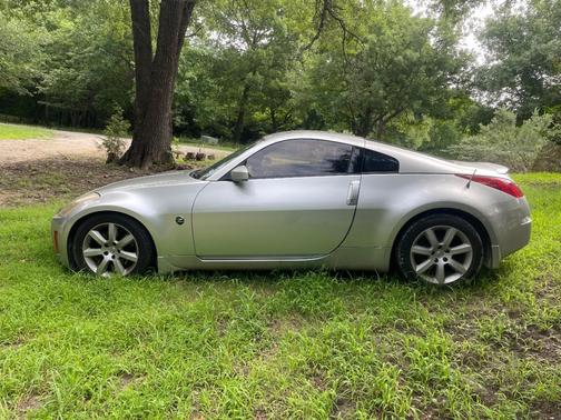 Silver 2004 Nissan 350Z Touring