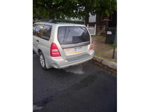 Gold 2005 Subaru Forester 2.5 XS