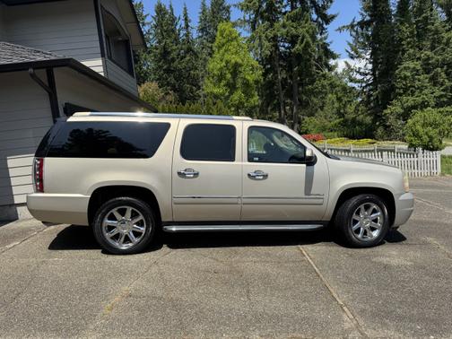 2012 GMC Yukon XL Denali