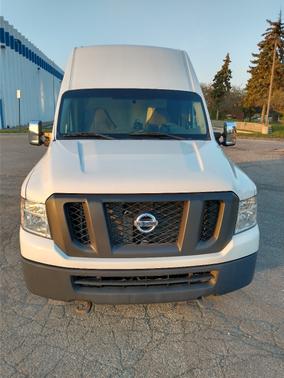 2014 Nissan NV Cargo NV2500 HD SV V8