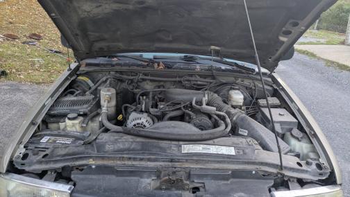 2000 Chevrolet S-10 LS Extended Cab