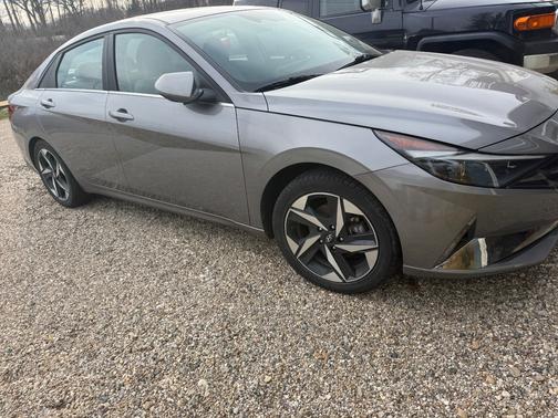 2023 Hyundai ELANTRA HEV Limited