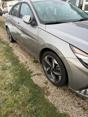 2023 Hyundai ELANTRA HEV Limited